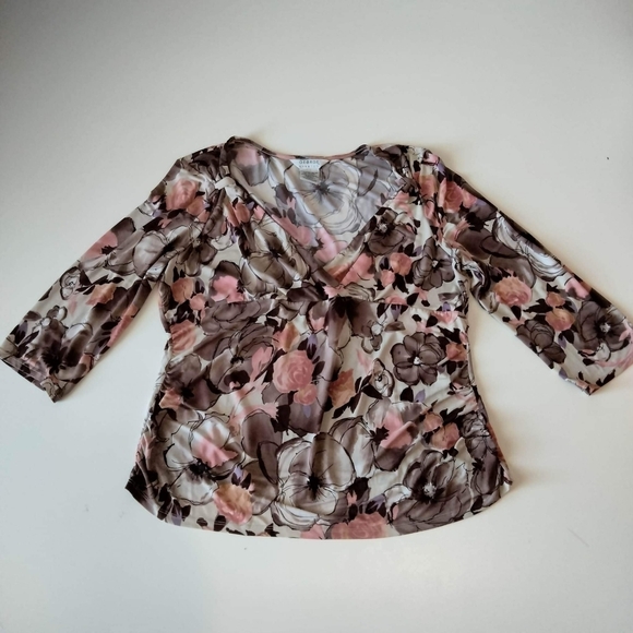 George Stretch Women's Hi-Low Floral Top size XL (16-18).‎ - Picture 1 of 8